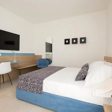 Giada Luxury טראסיני